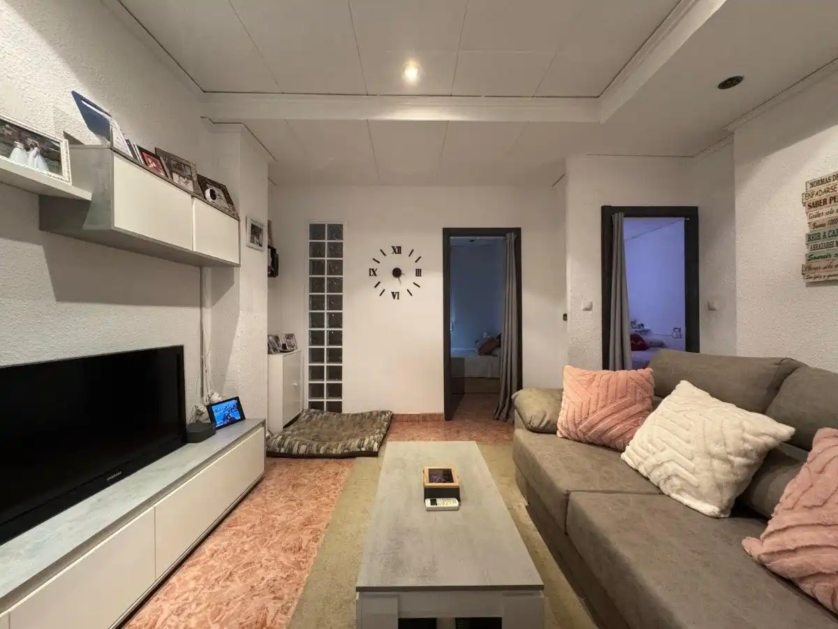 Living room of Flat for sale in Tavernes de la Valldigna  with Air Conditioner and Storage room