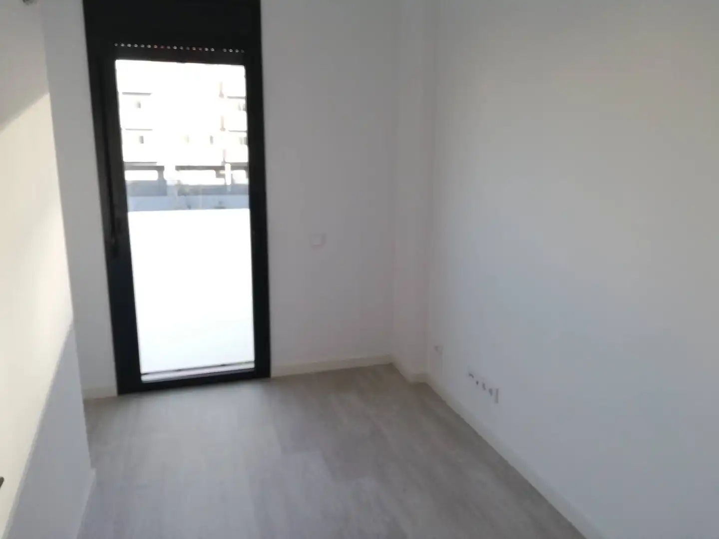 Bedroom of Flat for rent in L'Hospitalet de Llobregat  with Heating, Parquet flooring and Balcony
