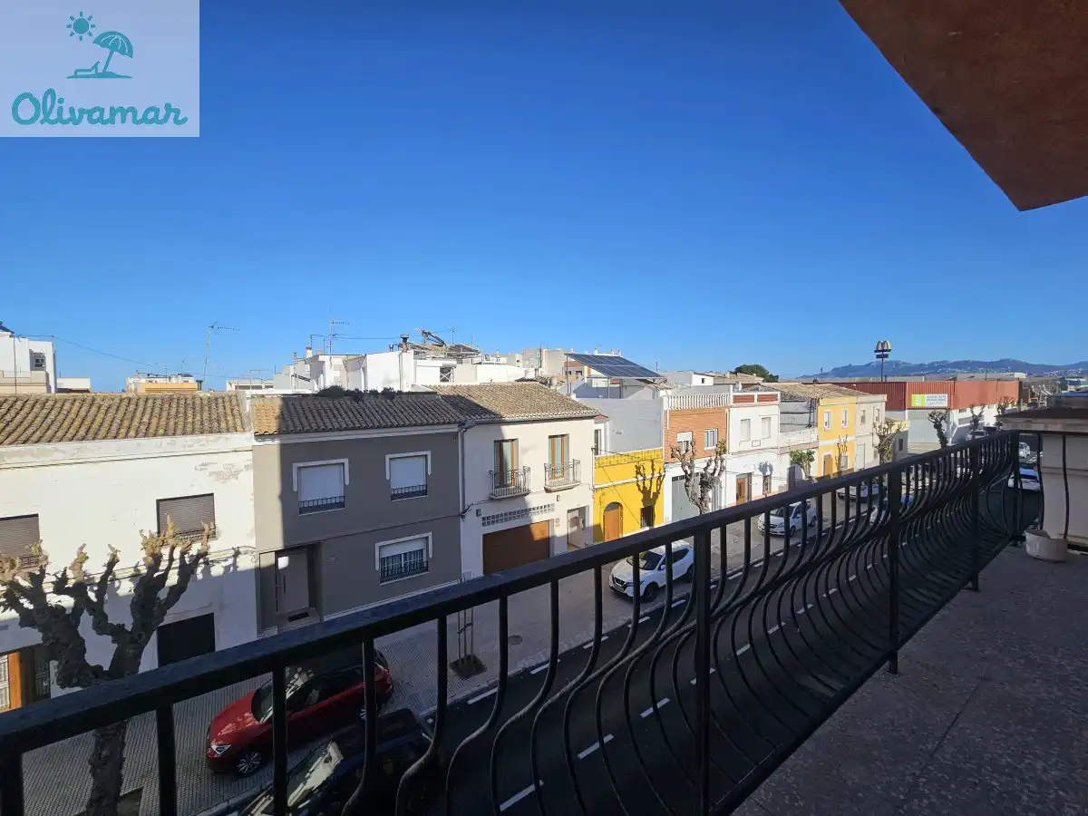 Vista exterior de Pis en venda en Oliva
