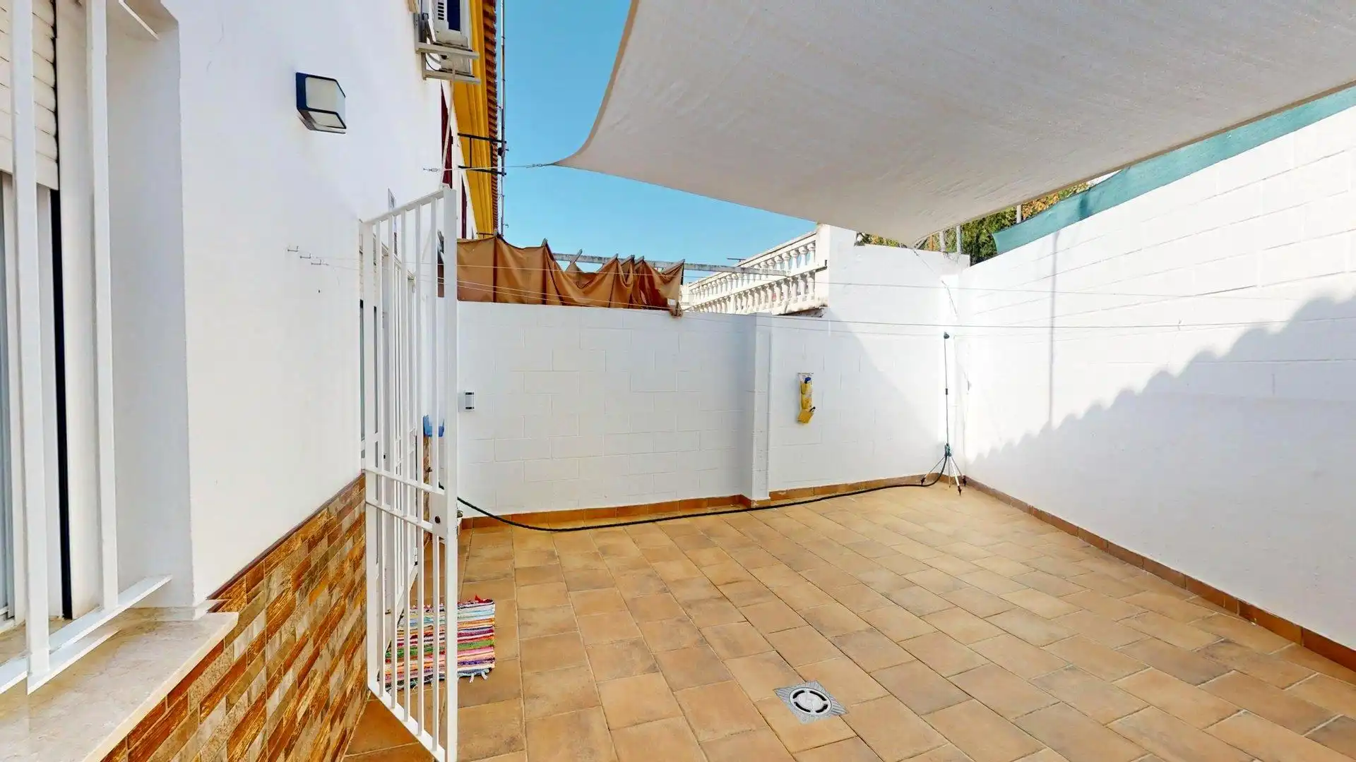 Terrassa de Casa adosada en venda en Cartaya amb Aire condicionat, Calefacció i Alarma