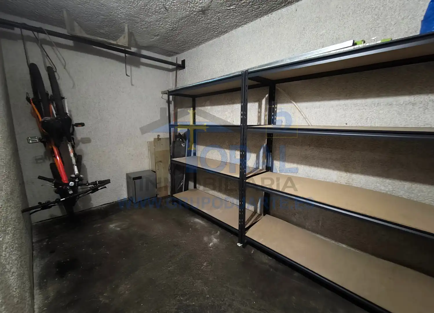 Storage room for sale in Siero