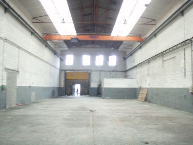 Nave industrial de alquiler en Centre