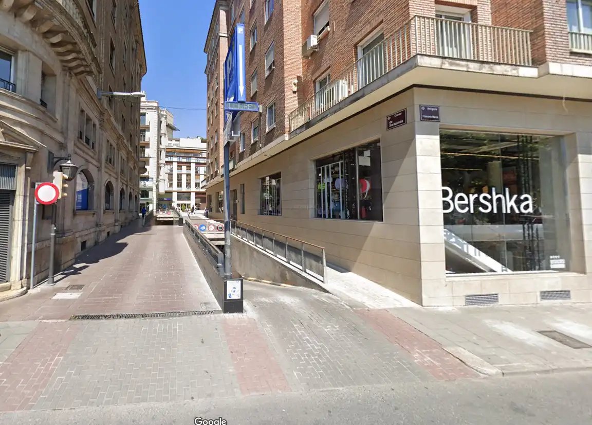 Individuel avec ascenseur à vendre à Centre Històric