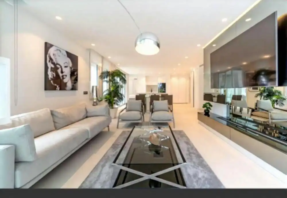 Apartament amb piscina en venda a Milla de Oro, imagen 2