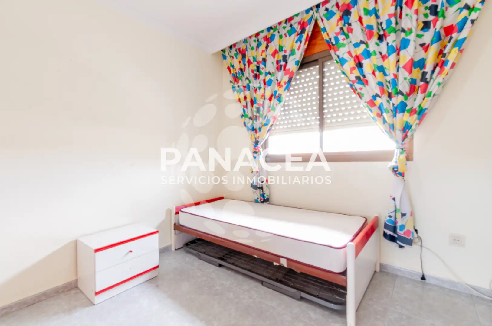 Habitación de Casa o chalet en venta en Vícar con Terraza, Amueblado y Lavadora