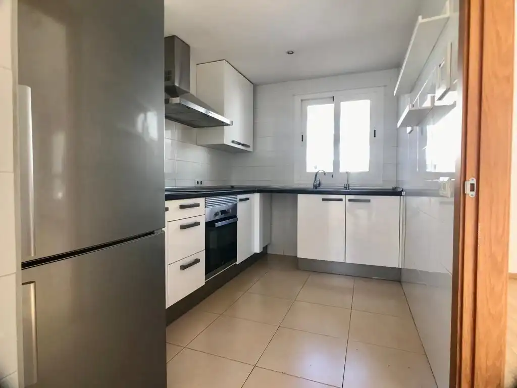 Küche von Dachboden zum Verkauf in  Palma de Mallorca mit Klimaanlage, Parkett und Terrasse