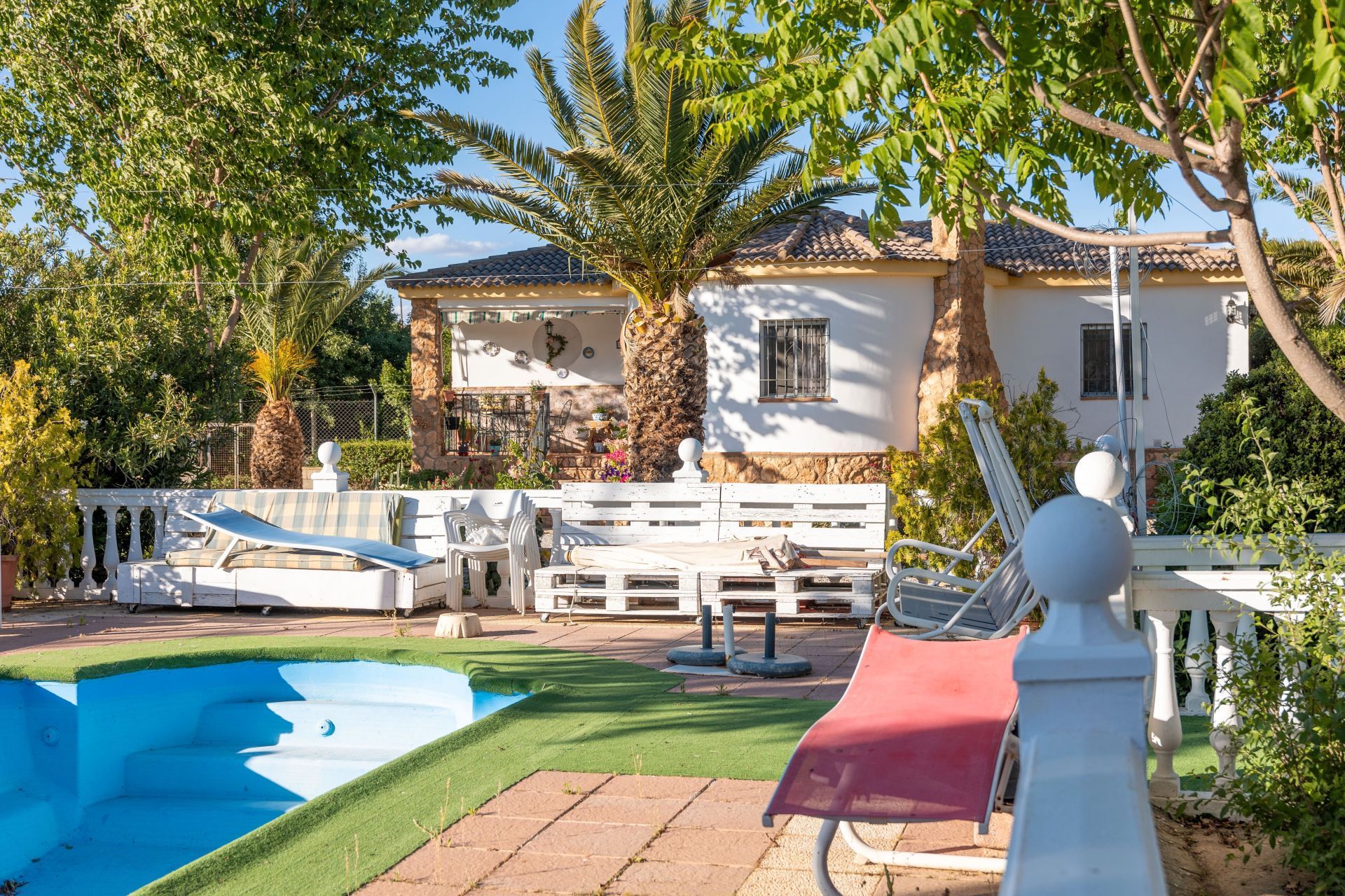 Swimming pool of House or chalet for sale in Guadix  with Air Conditioner, Heating and Private garden