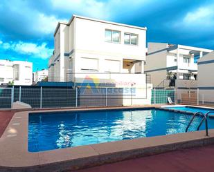 Swimming pool of Single-family semi-detached for sale in Oliva  with Air Conditioner, Terrace and Community pool