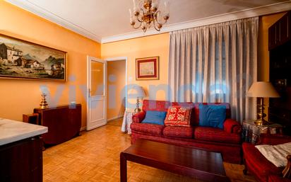 Sala d'estar de Pis en venda en  Madrid Capital amb Aire condicionat, Calefacció i Terrassa