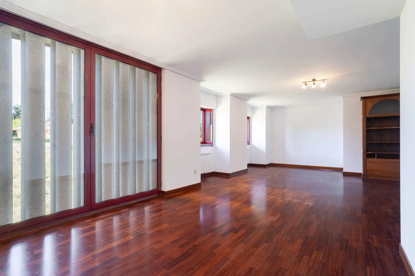 Dúplex en venta en Oleiros con Calefacción, Trastero y Piscina