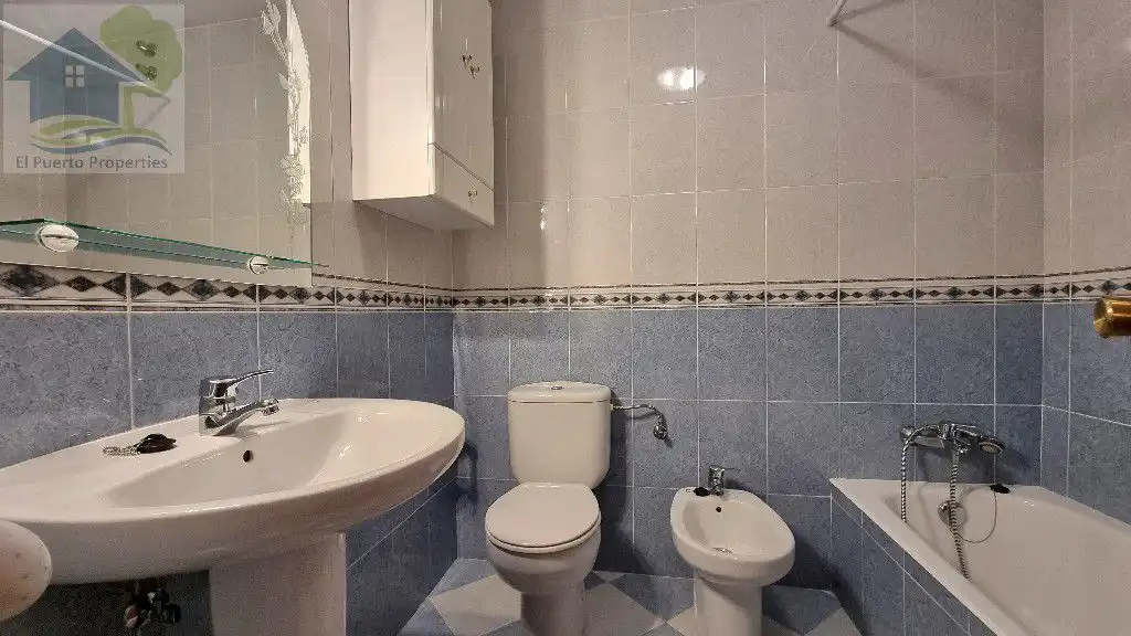 Baño de Casa o chalet de alquiler en El Puerto de Santa María con Aire acondicionado, Calefacción y Terraza
