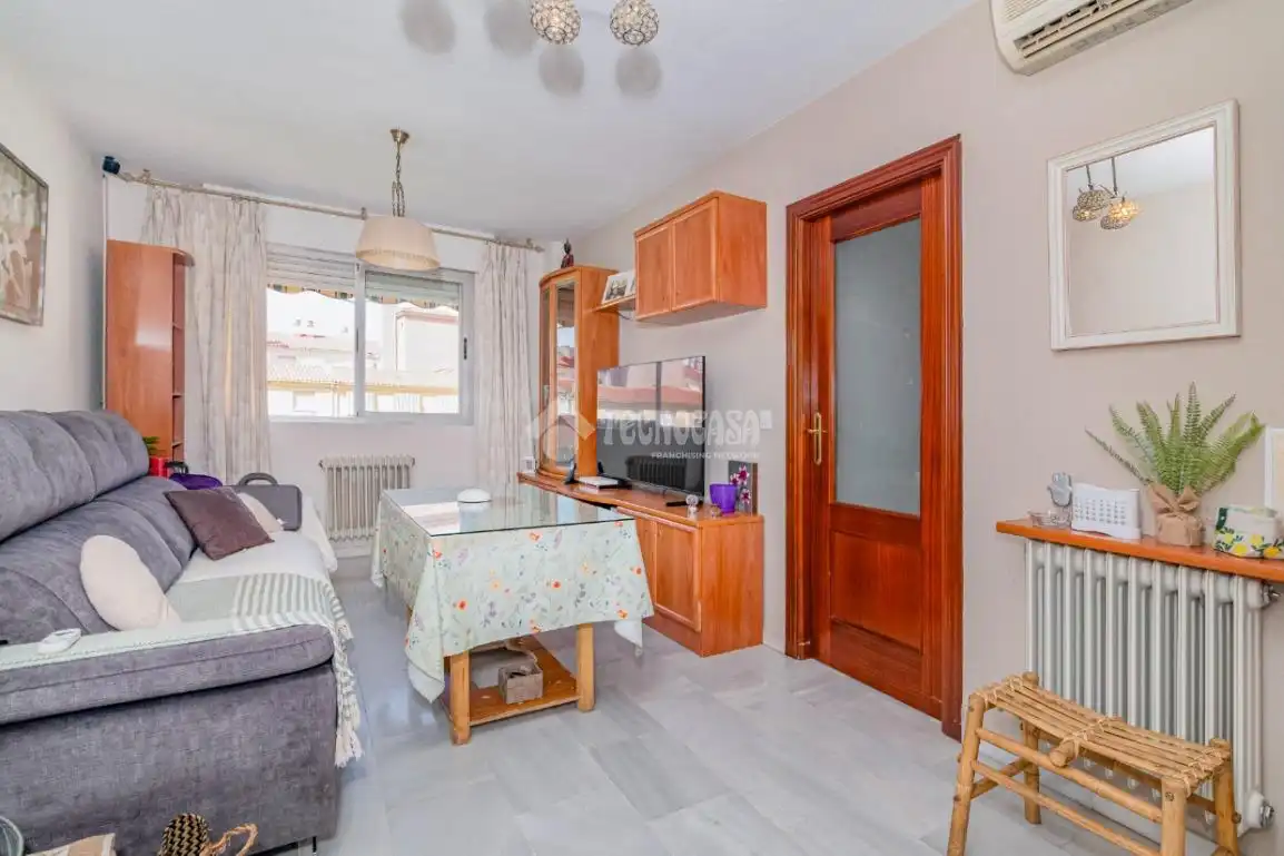 Bedroom of Flat for sale in Granada