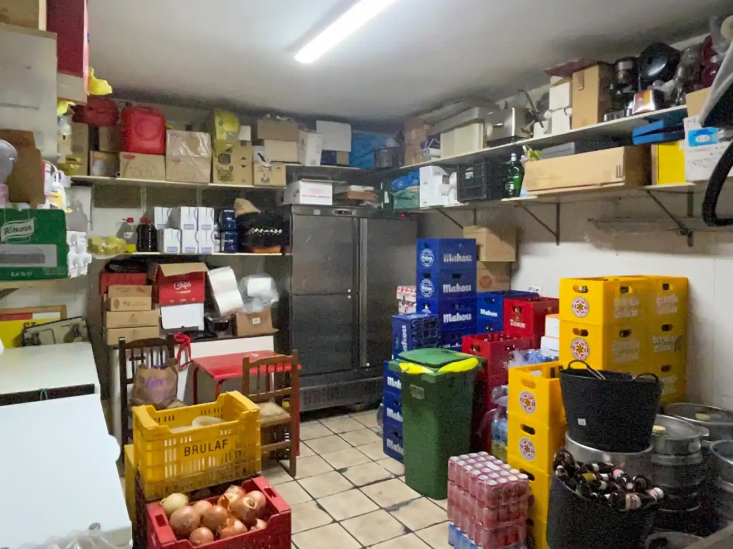 Local en venda en Sagunto / Sagunt amb Aire condicionat i Moblat