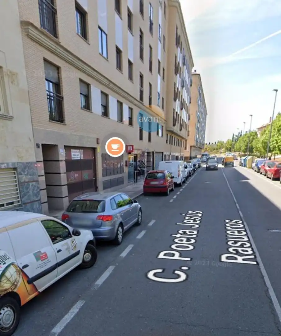 Aparcament de lloguer a POETA JESUS RASUEROS