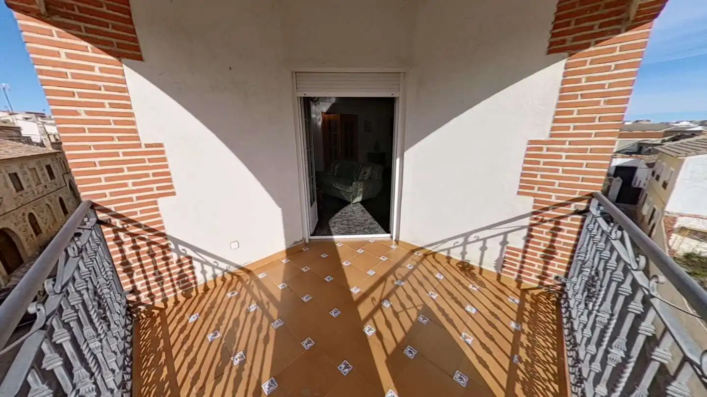 Piso en venta en Navahermosa con Calefacción, Terraza y Amueblado
