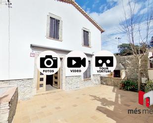 Vista exterior de Casa o xalet de lloguer en Teià