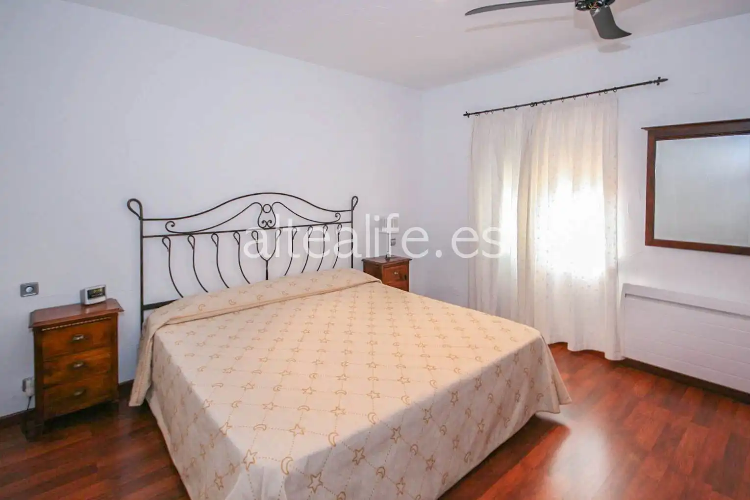 Schlafzimmer von Haus oder Chalet zum Verkauf in Altea mit Klimaanlage, Privatgarten und Terrasse