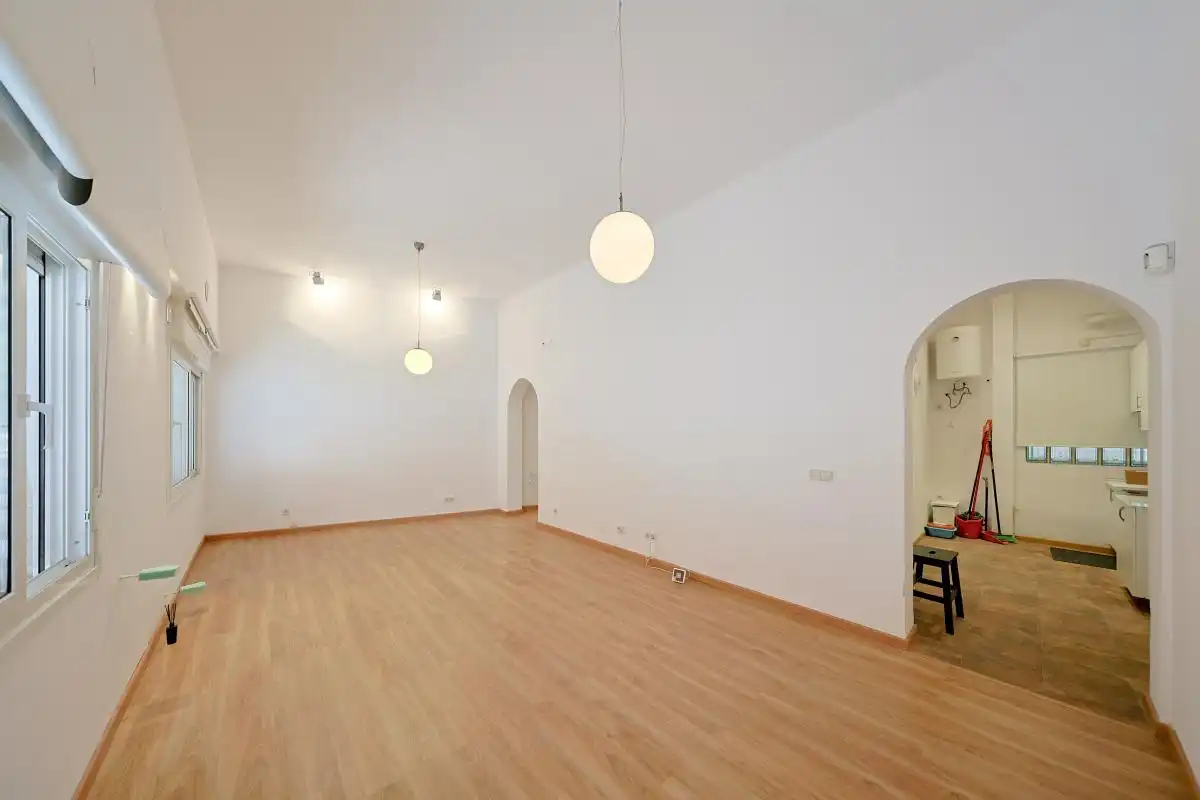 Sala d'estar de Planta baixa en venda en Madrid amb Calefacció