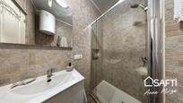 Bathroom of Apartment for sale in L'Escala  with Balcony