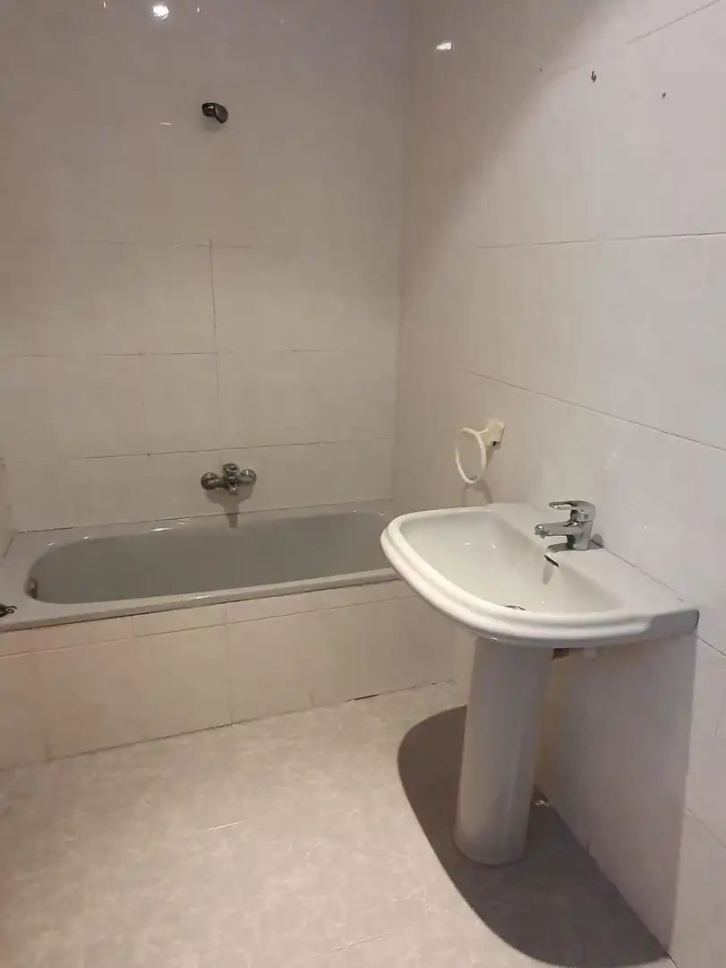 Bany de Pis en venda en Riba-roja de Túria