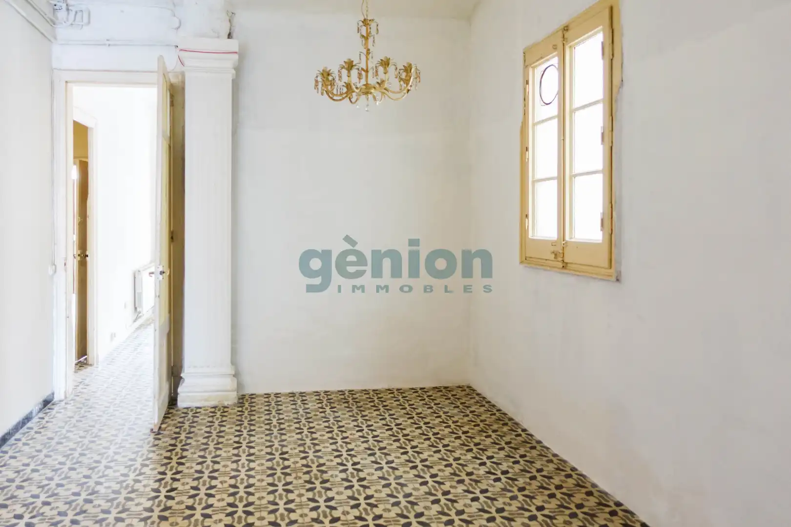 Habitación de Piso en venta en Girona con Calefacción, Terraza y Balcón