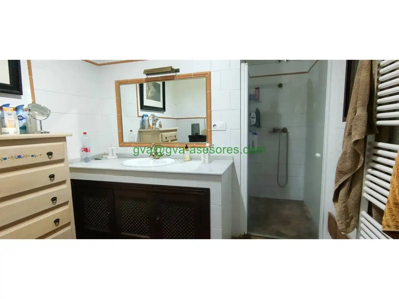 Bany de Casa o xalet en venda en Hornachuelos amb Jardí privat, Terrassa i Piscina