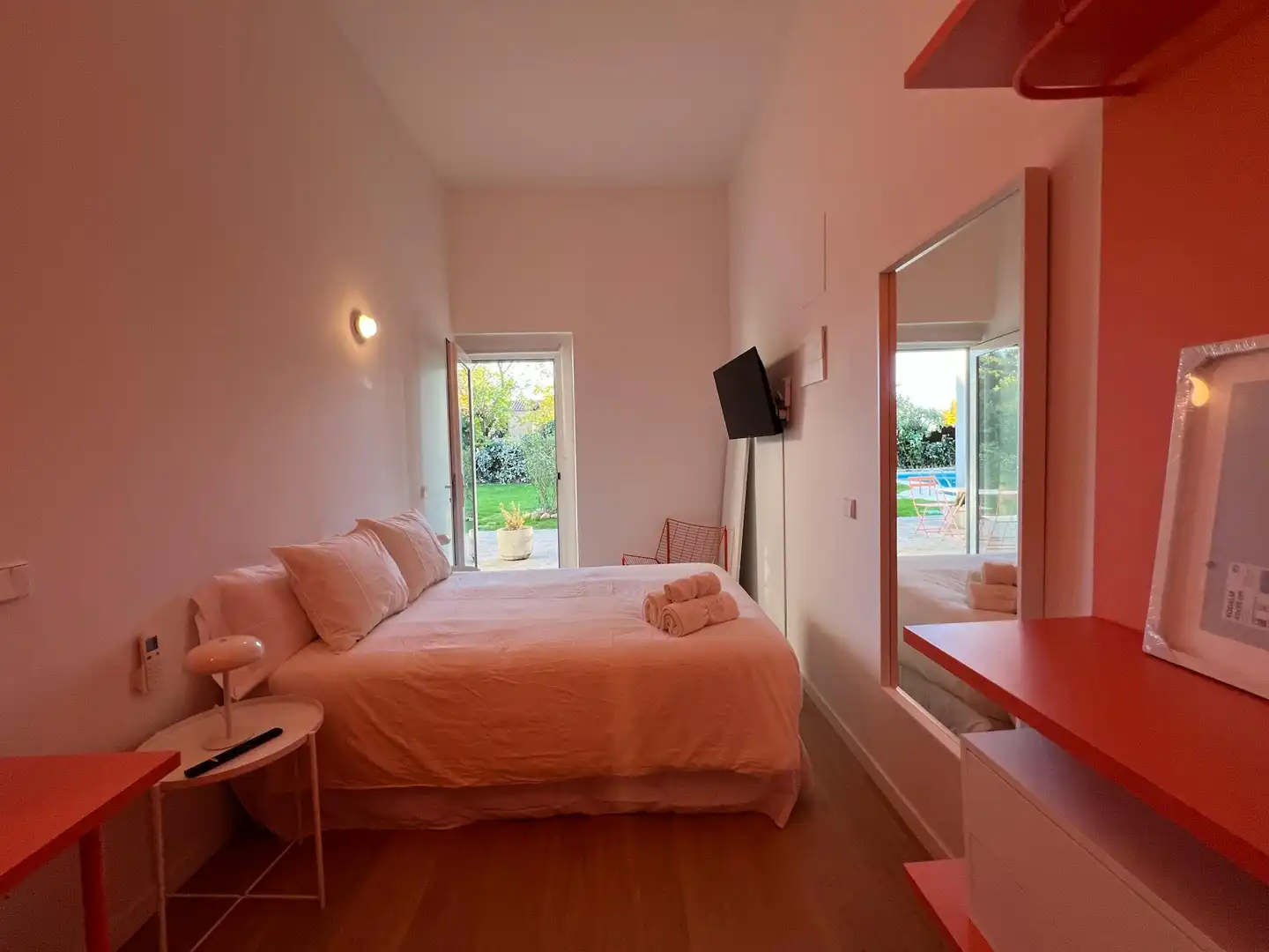 Habitación de Piso para compartir en Madrid con Aire acondicionado, Calefacción y Jardín privado