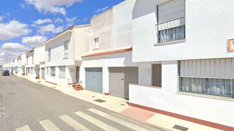 Foto 2 de Casa adosada en venta en Azuaga, Badajoz