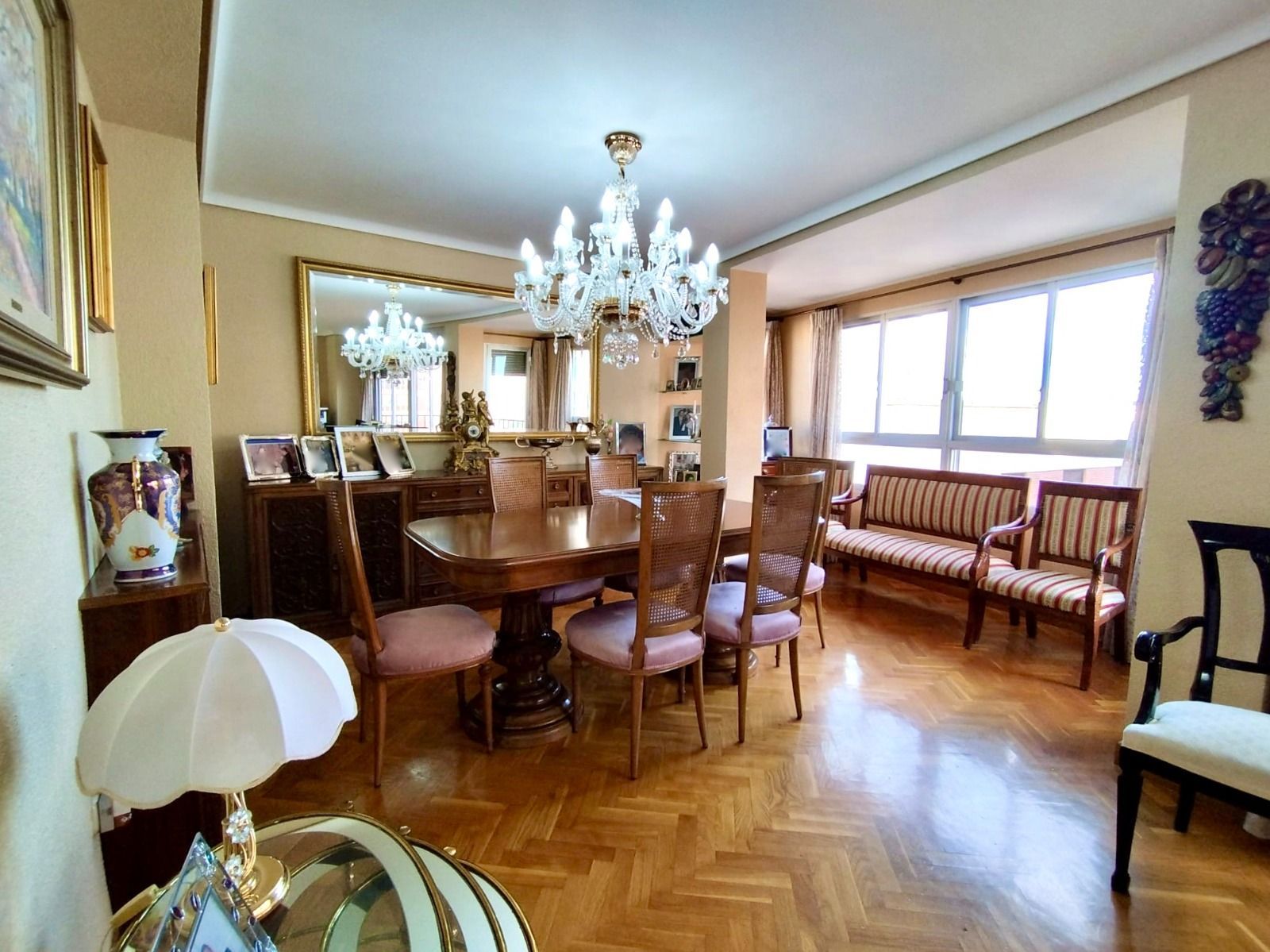 Comedor de Piso en venta en Castellón de la Plana / Castelló de la Plana con Calefacción, Parquet y Terraza