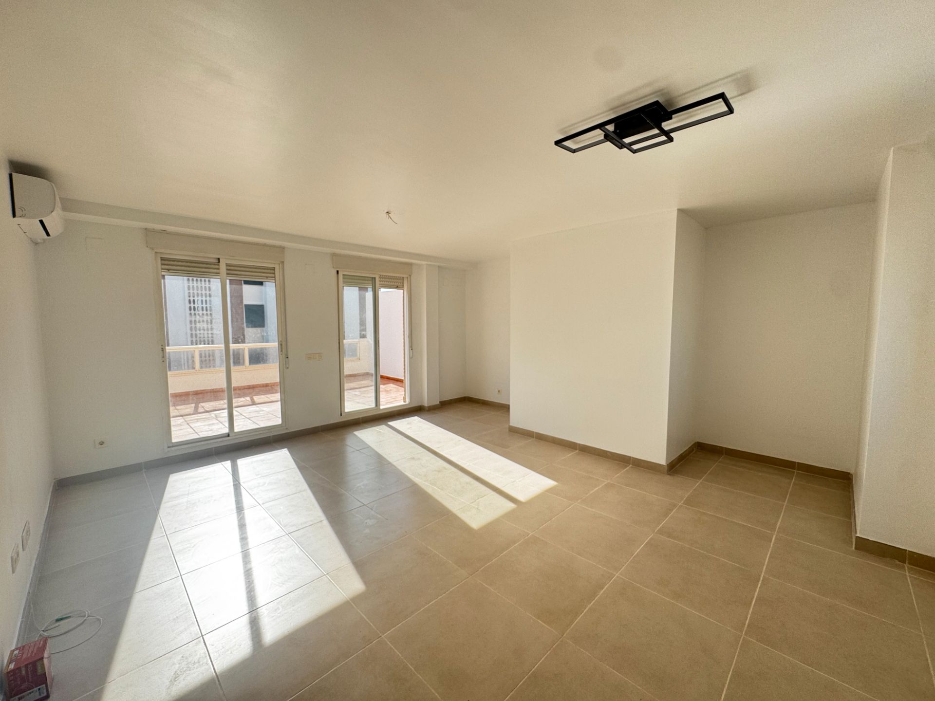 Sala de estar de Ático de alquiler en Sagunto / Sagunt con Aire acondicionado y Terraza