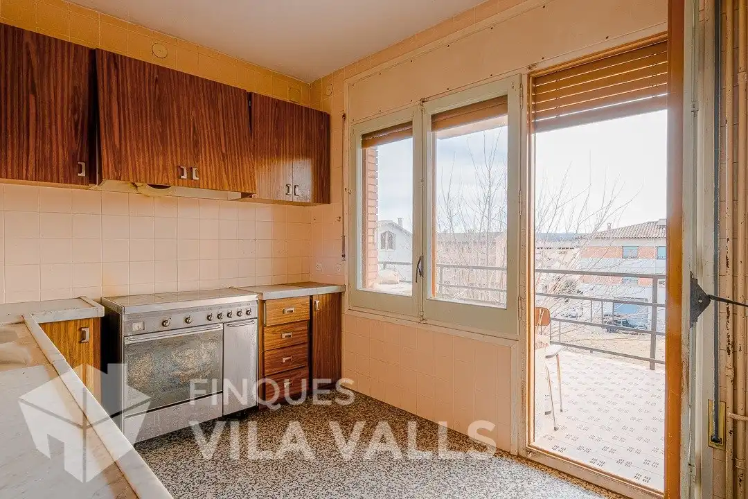 Cuina de Casa o xalet en venda en Moià amb Jardí privat, Terrassa i Traster