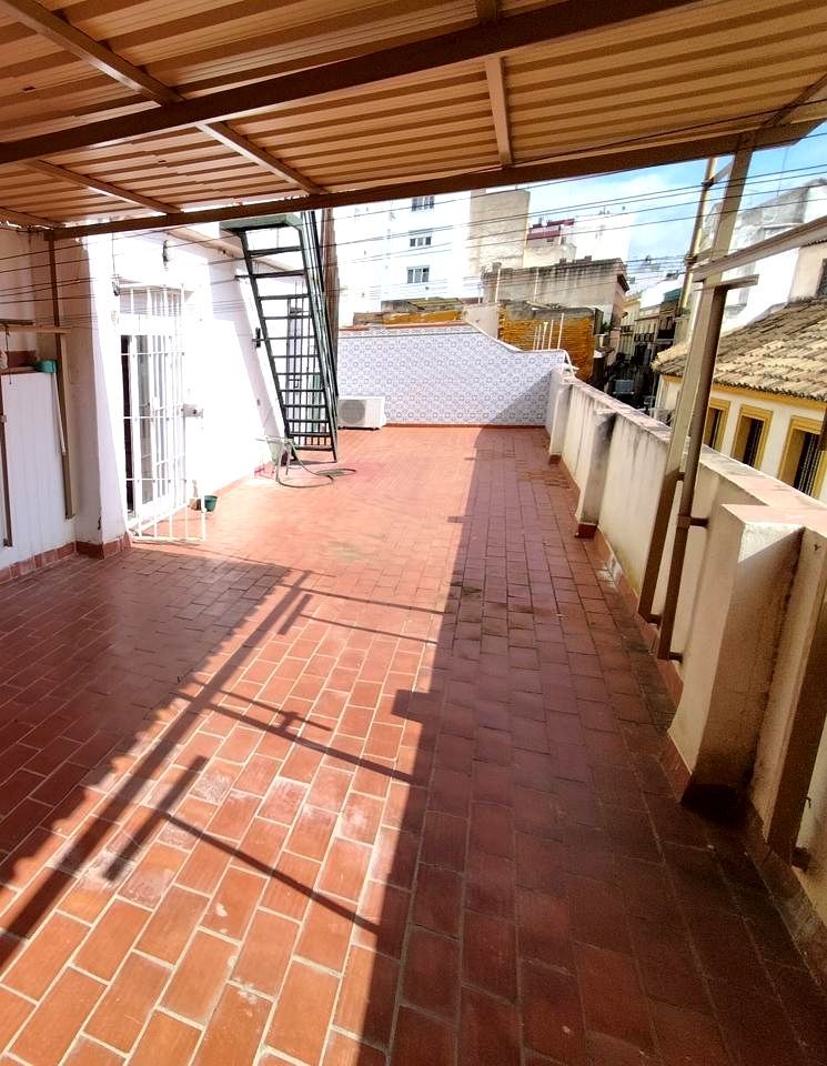 Terrassa de Pis de lloguer en  Córdoba Capital amb Aire condicionat i Moblat