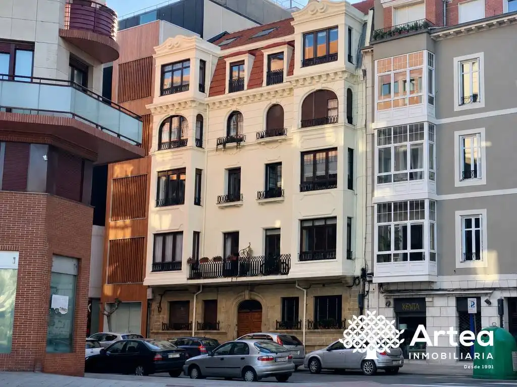 Vista exterior de Piso en venta en Getxo  con Calefacción, Trastero y Balcón