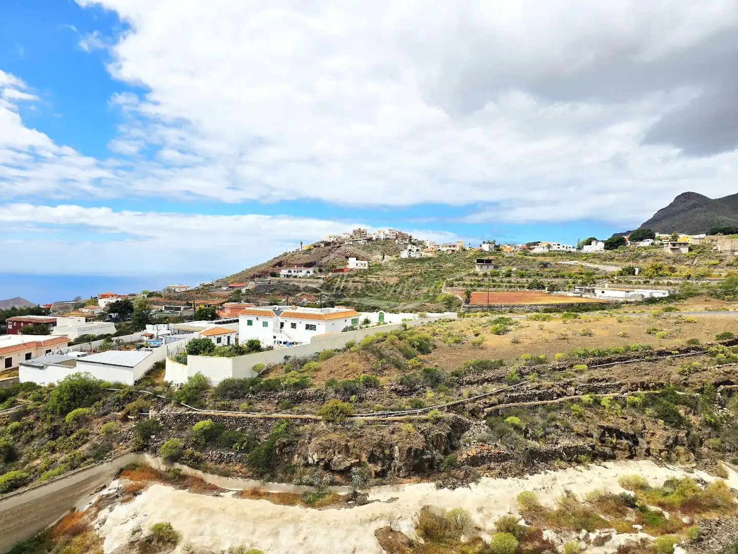 Vista exterior de Casa o xalet en venda en Arona amb Terrassa