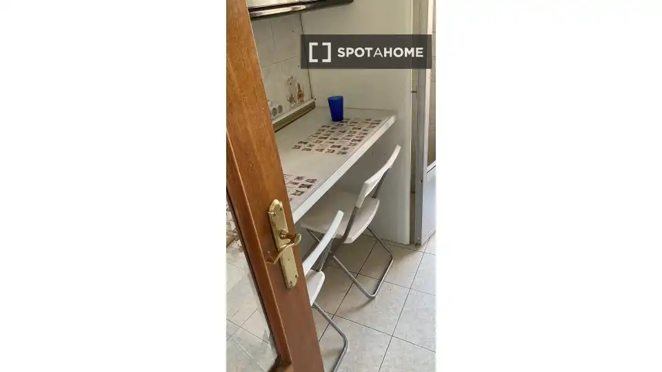 Cocina de Piso de alquiler en Madrid con Aire acondicionado, Calefacción y Amueblado