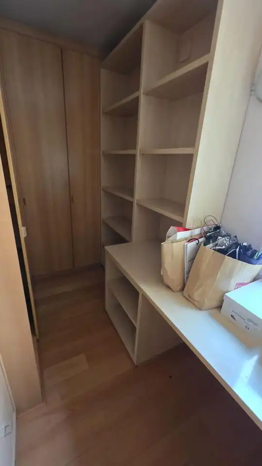 Dachboden zur Miete in De Miquel Vives, Plaça Catalunya - Escola Industrial