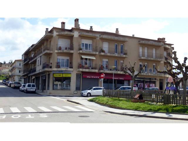 Local comercial en Alquiler en La Bisbal d'Empordà