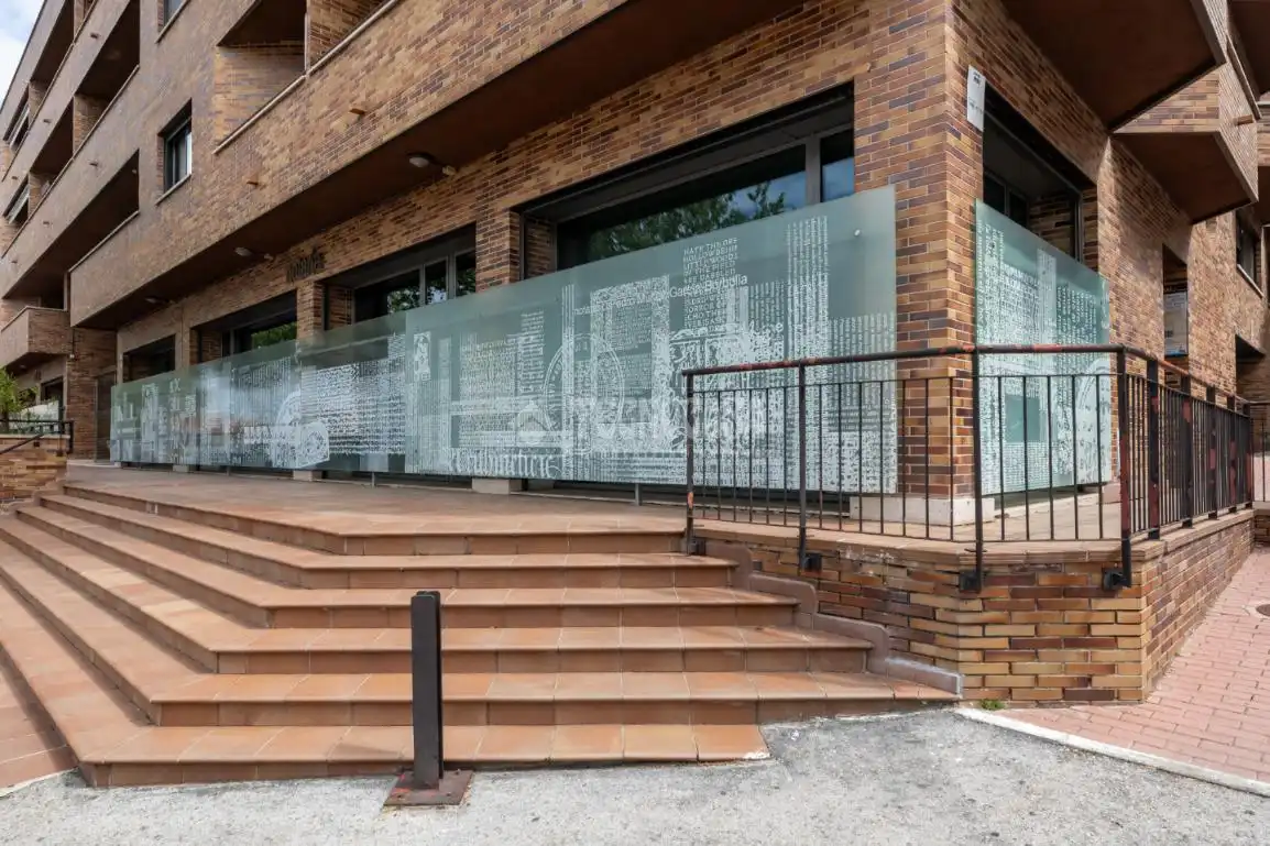 Vista exterior de Piso en venta en Las Rozas de Madrid con Calefacción y Terraza