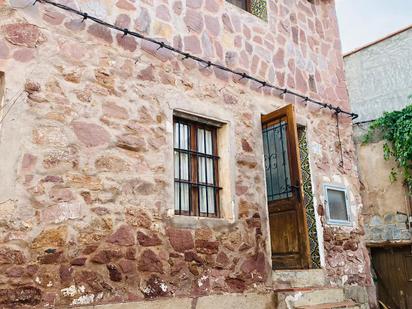 Vista exterior de Finca rústica en venda en Bejís amb Terrassa i Balcó