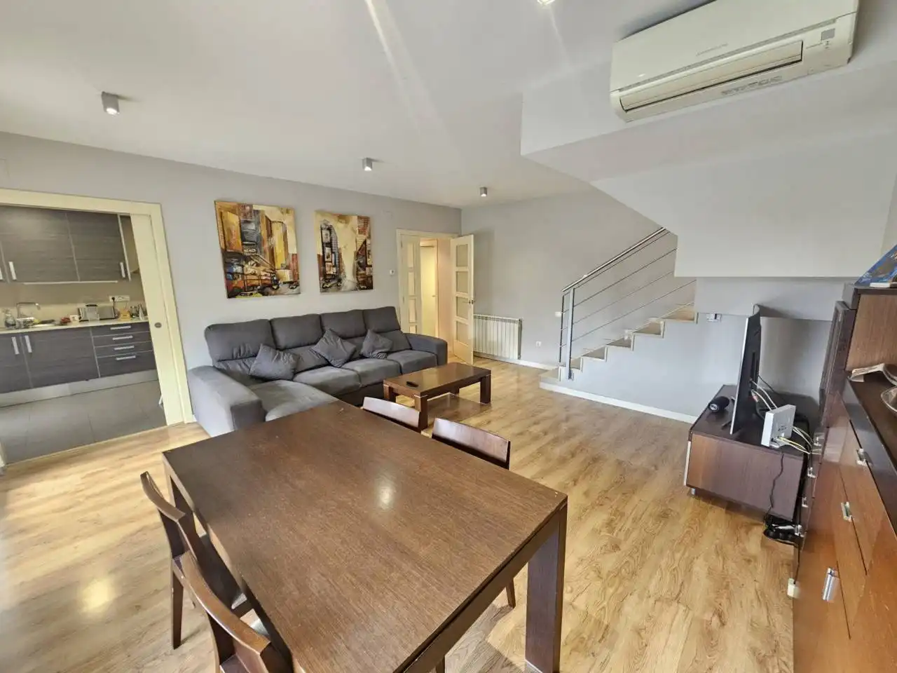 Wohnzimmer von Maisonette zum Verkauf in Viladecavalls mit Klimaanlage, Heizung und Terrasse