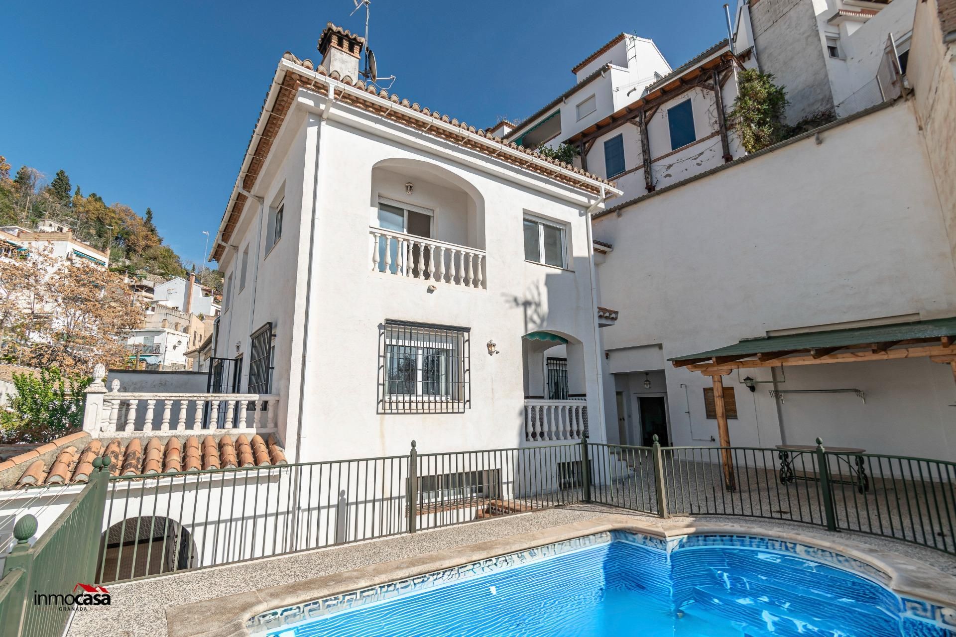 Exterior view of House or chalet for sale in  Granada Capital  with Heating, Parquet flooring and Terrace
