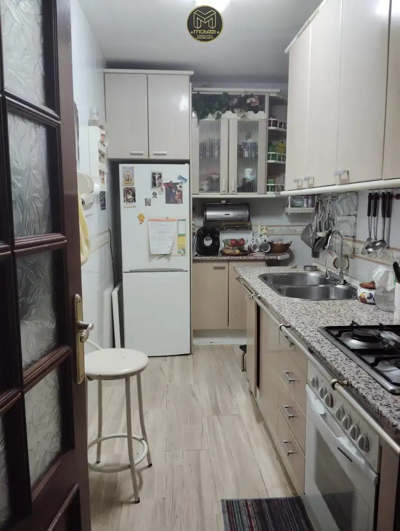 Küche von Erdgeschoss zum Verkauf in Jaén mit Terrasse