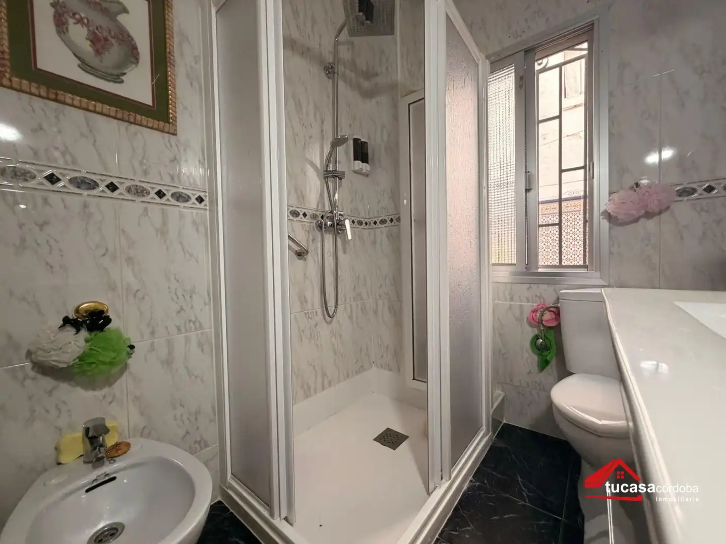 Baño de Piso en venta en Córdoba con Aire acondicionado, Trastero y Amueblado