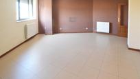 Living room of Flat for sale in Salamanca Capital  with Heating