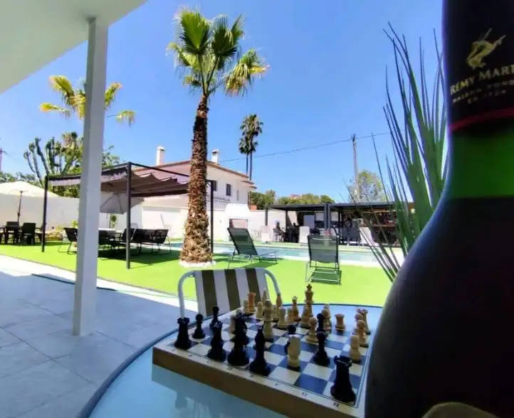 Chalet con terraza en venta en Garbinet - Vistahermosa, imagen 4