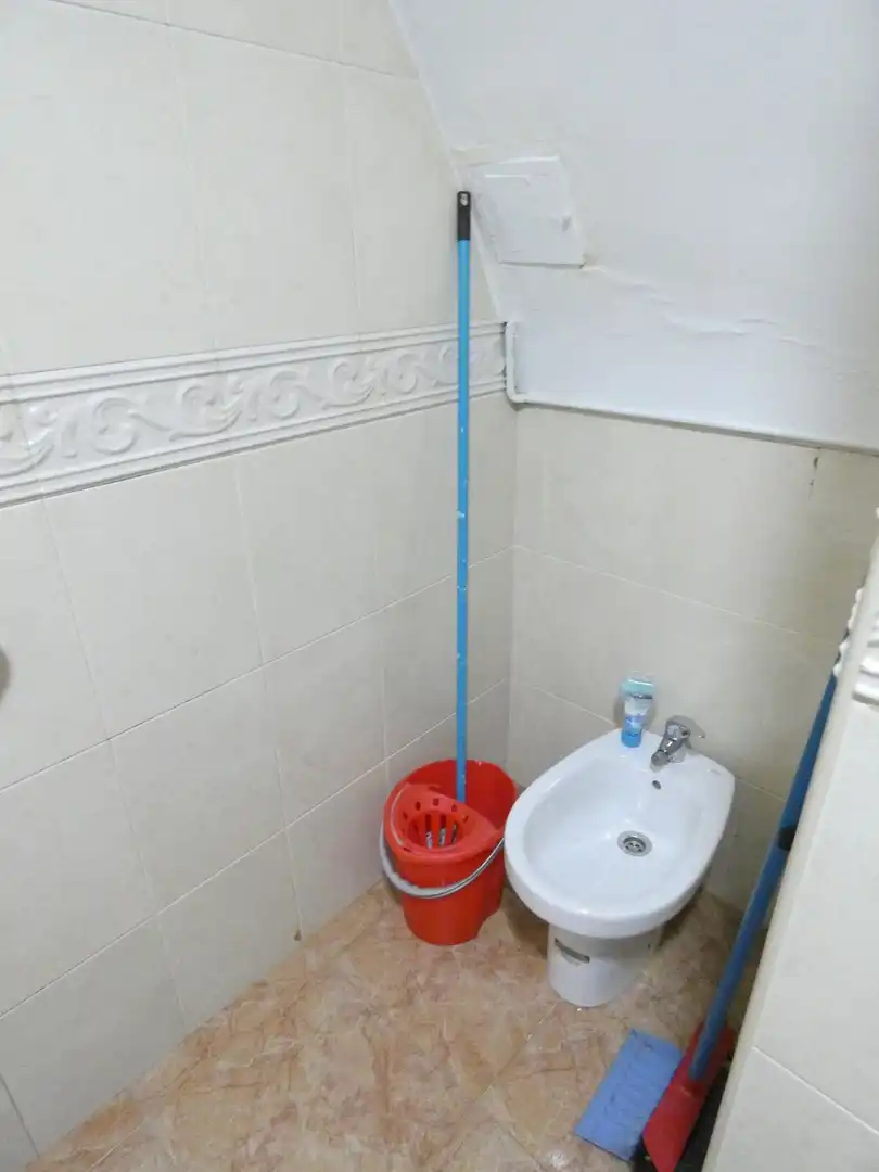 Baño de Planta baja en venta en Barcelona con Amueblado
