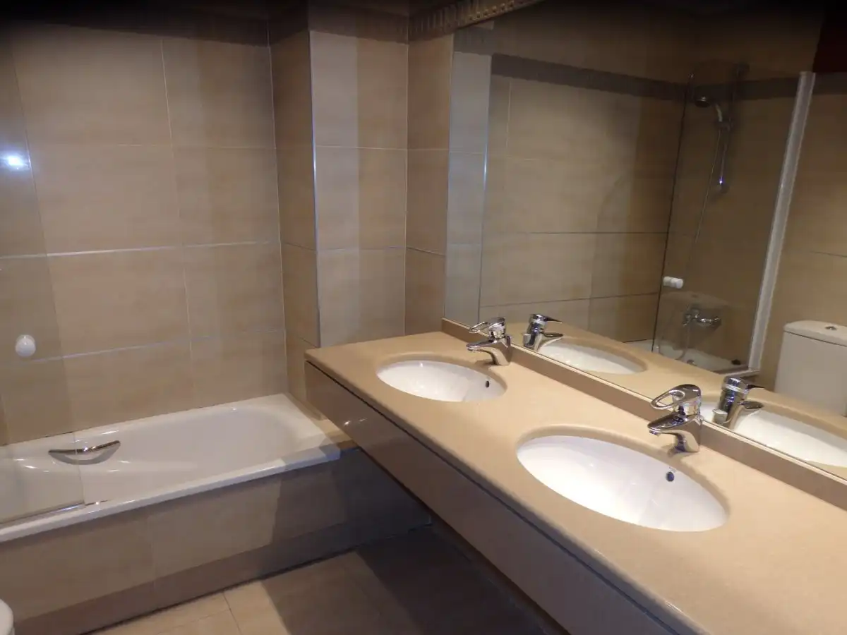 Baño de Piso en venta en Córdoba con Aire acondicionado, Parquet y Terraza