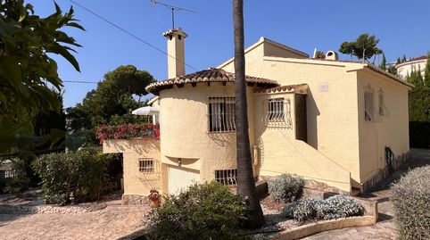 For Sale: Villa in a prime location within walking distance of the center and beach of Moraira!