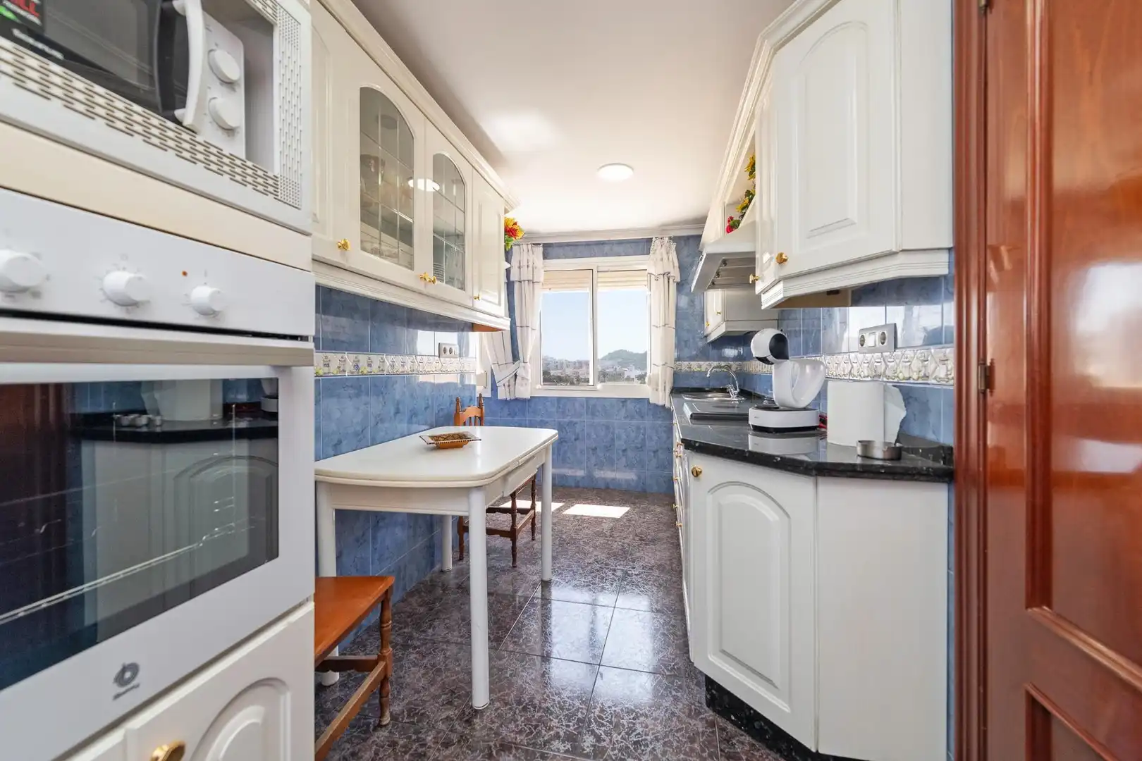 Küche von Wohnung zum Verkauf in Málaga mit Terrasse