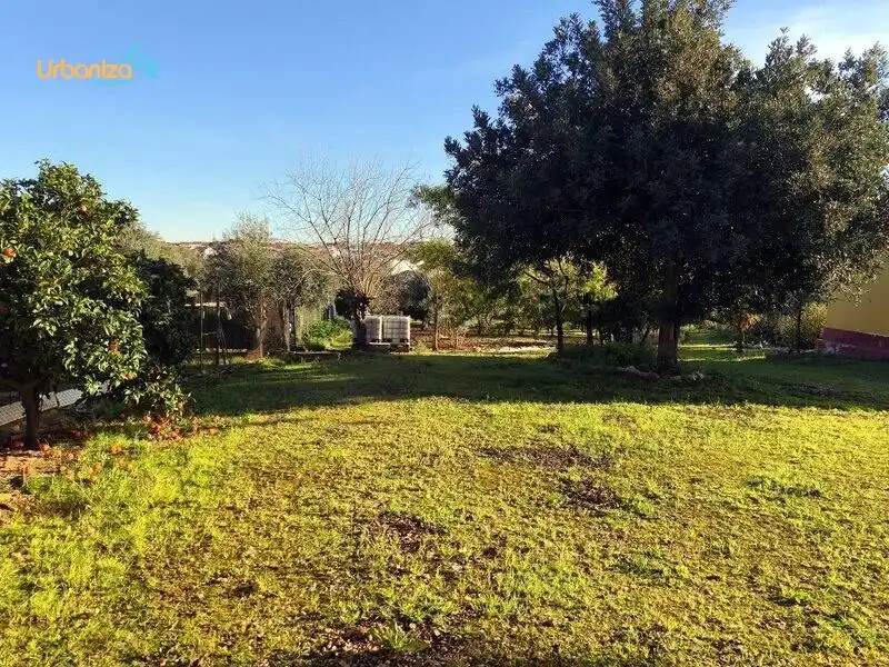 Country house zum Verkauf in Villanueva del Fresno mit Klimaanlage und Alarm